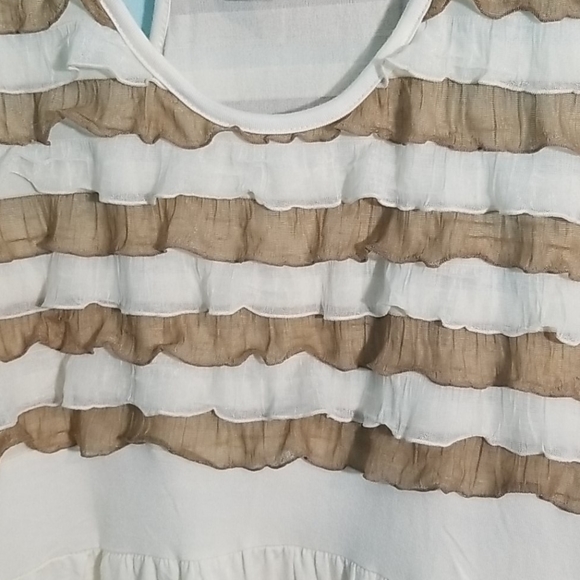 Suzy Shier white & tan ruffle tunic top large NWT - Picture 3 of 8